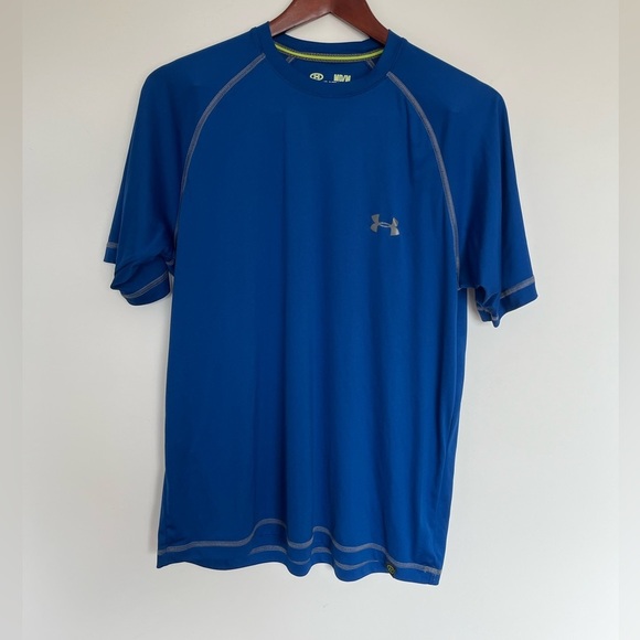 Under Armour Blue Short Sleeve Performance Tee size medium - Picture 2 of 5